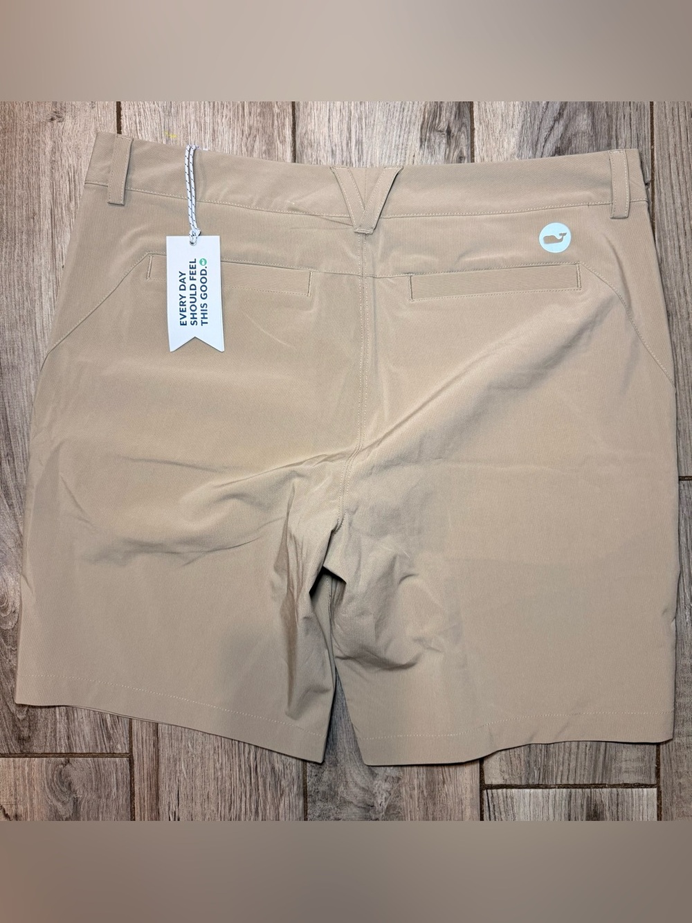 Vineyard Vines Women's Tan Chino Bermuda Shorts
